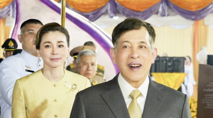 THAÏLANDE – MONARCHIE : Visite officielle du Roi Rama X en Suède fin avril Roi et la Reine