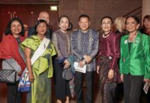 Sarun Charoensuwan et personnalités thaïlandaises