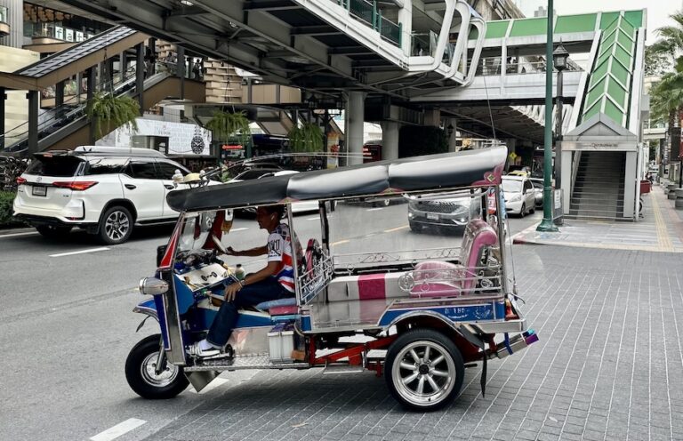 THAÏLANDE – ÉCONOMIE : Le ministère des Transports prêt à soutenir le programme « 50-50 Plus »