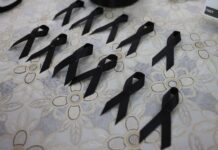 THAÏLANDE – MONARCHIE : Huit comités chargés d’organiser les funérailles royales de SM Sirikit deuil thaïlande