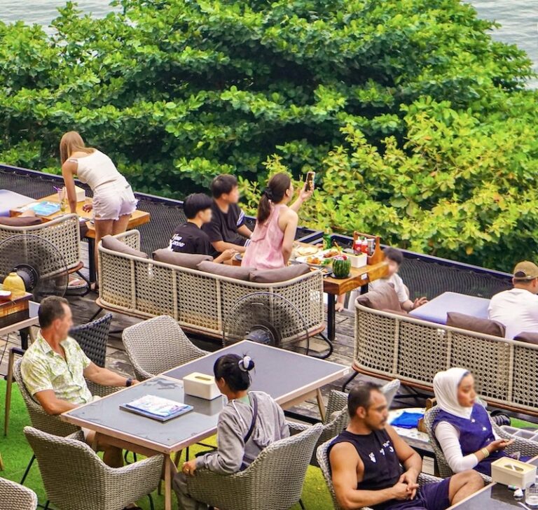THAÏLANDE – TOURISME : La « golden week » chinoise annonce un modeste rebond touristique