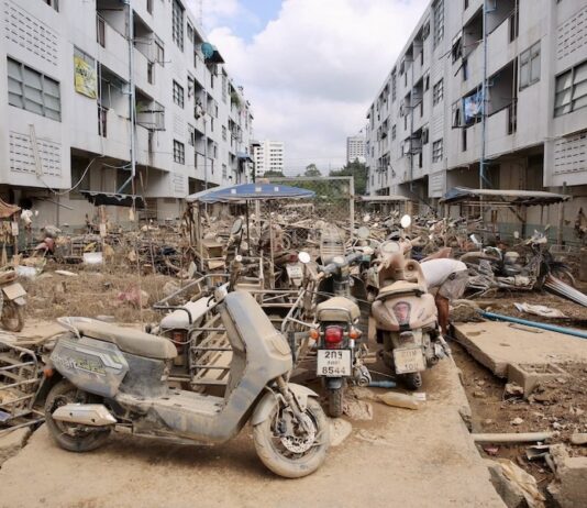 THAÏLANDE – INONDATIONS : Le nombre de victimes porté à 162 dans le Sud Hat Yai inondations dégats