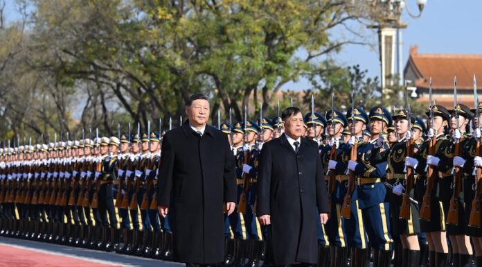 THAÏLANDE – CHINE : Le président Xi s’engage à renforcer les liens avec le royaume Roi Rama X et Xi Jinping