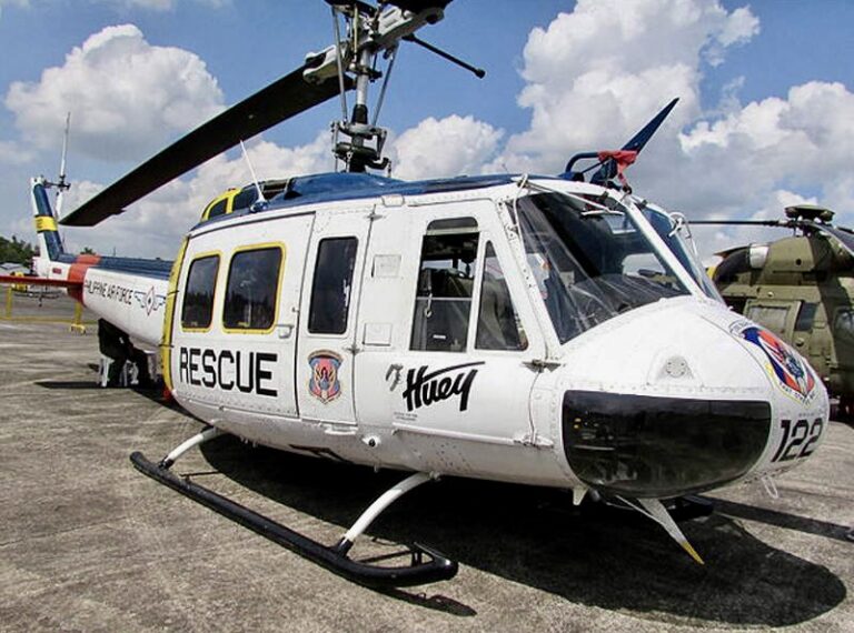 PHILIPPINES – DÉFENSE : Six membres de l’armée de l’air tués dans le crash d’un hélicoptère de secours