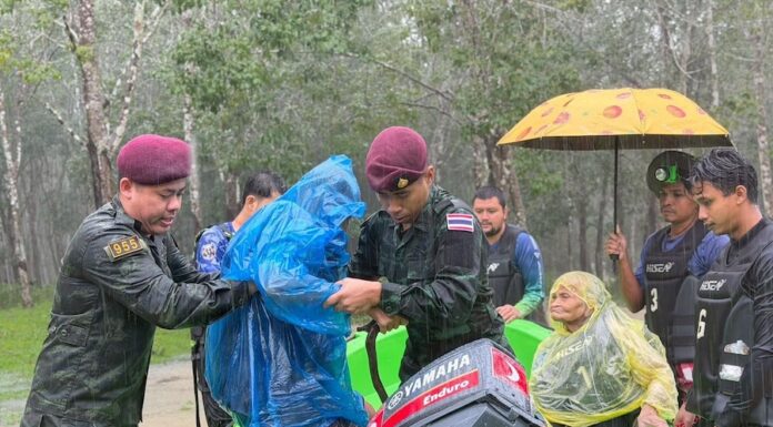 THAÏLANDE – INONDATIONS : Mobilisation des forces armées