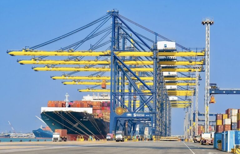 THAÏLANDE – ÉCONOMIE : Les exportations de novembre bondissent de 7,1 %