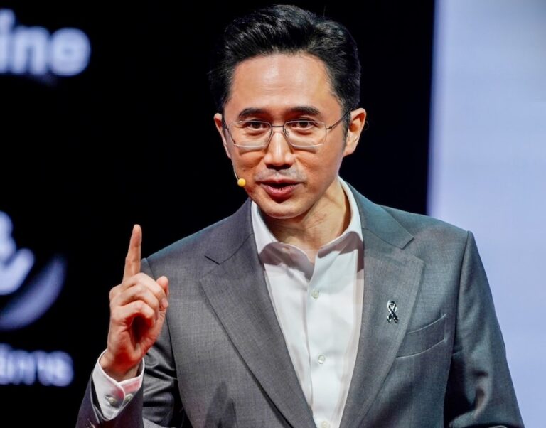 Yoschanan Wongsawat