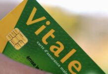 FRANCE – POLITIQUE : Vue d’ailleurs, SOS sécurité sociale carte vitale