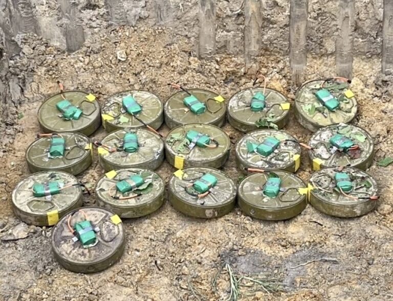 THAÏLANDE – CAMBODGE : Bangkok accuse à nouveau Phnom Penh d’usage de mines antipersonnel