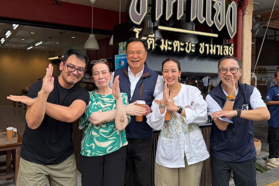 Anutin en campagne à Ranong