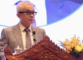 CAMBODGE – POLITIQUE : Le budget de la défense ne connaîtra qu’une légère augmentation en 2026 Aun Pornmoniroth