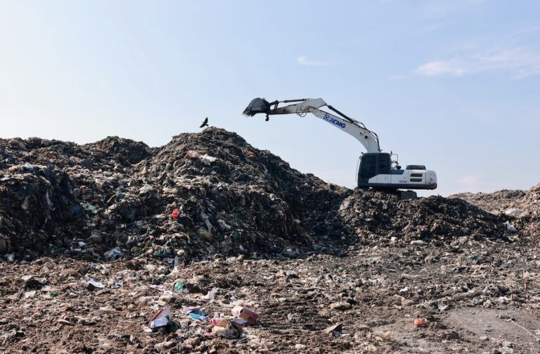 PHUKET – ENVIRONNEMENT : La gestion des déchets sous tension après les fêtes de fin d’année