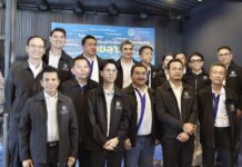 THAÏLANDE – POLITIQUE : Le Parti Démocrate lance ses neuf candidats à Songkhla Parti démocrate avec Abhisit à Songkhla