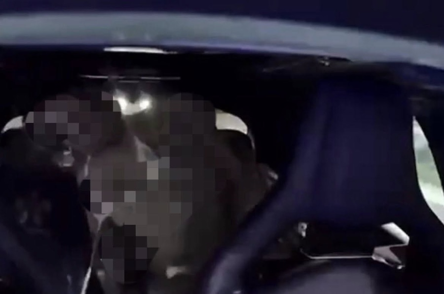 Phuket rapport sexuel dans un taxi.