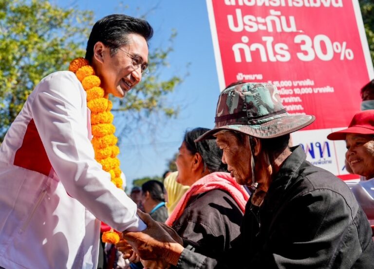 THAÏLANDE – POLITIQUE : À Sukhothaï, le Pheu Thai promet une province « sans inondations ni sécheresse »