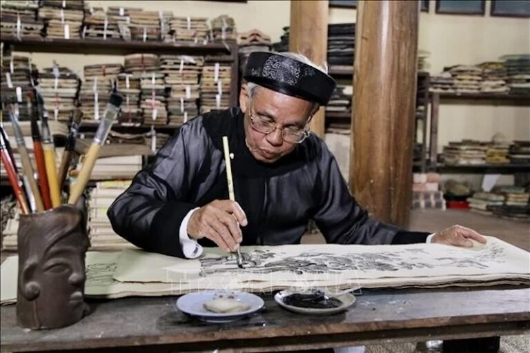 dong ho peinture