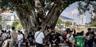 CAMBODGE – CONFLIT: Vu de Phnom Penh, une guerre toujours larvée indonésiens scam cambodge