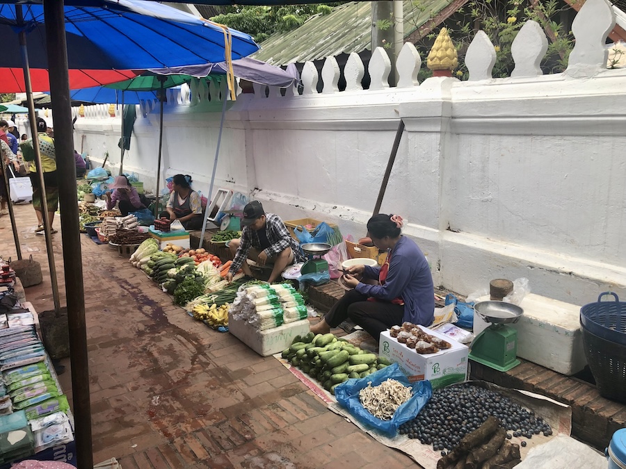 marché laotien