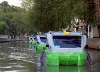 Bateau électrique Bangkok