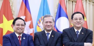 Hun Manet, son homologue vietnamien Pham Minh Chinh et le Premier ministre laotien Sonexay Siphandone