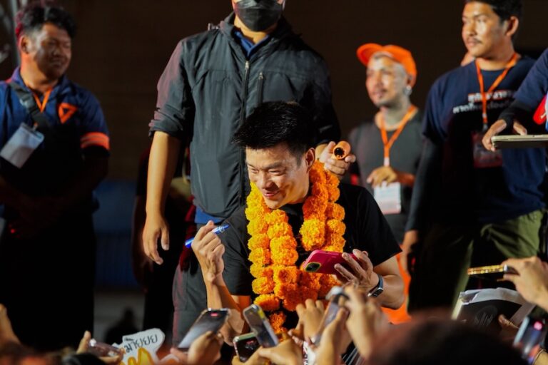THAÏLANDE – POLITIQUE : Le chef du People&rsquo;s Party veut l’emporter, ou ce sera l&rsquo;opposition