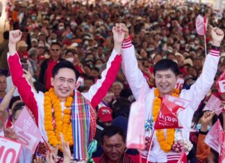 Pheu Thai en campagne