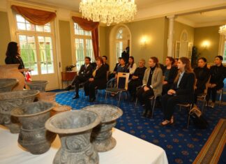 THAÏLANDE – PATRIMOINE : La Suisse restitue 11 pièces archéologiques ambassade de Thailande en suisse - patrimoine restitution