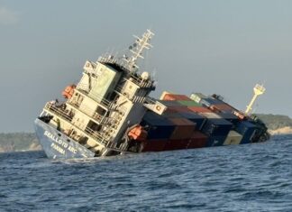 naufrage SeaLoyd ARC à Phuket