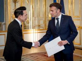 THAÏLANDE – FRANCE : Nikorndej Balankura présente ses lettres de créance à Emmanuel Macron