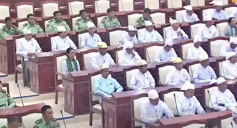 BIRMANIE – POLITIQUE : Première réunion du nouveau parlement