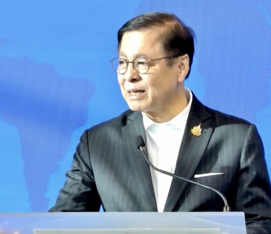 Sihasak Phuangketkeow