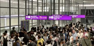 Touristes à Suvarnabhumi