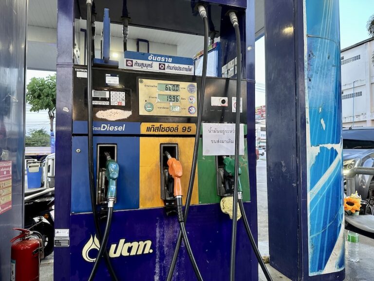 THAÏLANDE – ÉNERGIE : Hausse brutale des carburants, un choc en chaîne pour l’économie