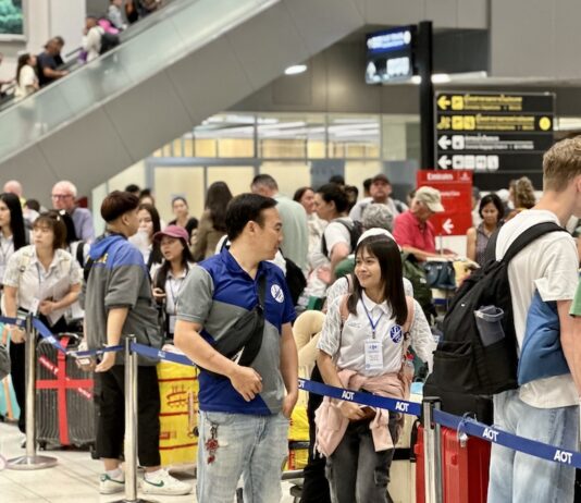 BANGKOK – TOURISME : La guerre en Iran peut entraîner une crise touristique voyageurs Suvarnabhumi