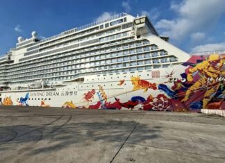 PHUKET – TOURISME : Un paquebot de croisière singapourien accoste avec plus de 4 000 touristes