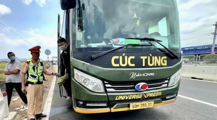 Bus infraction vietnam