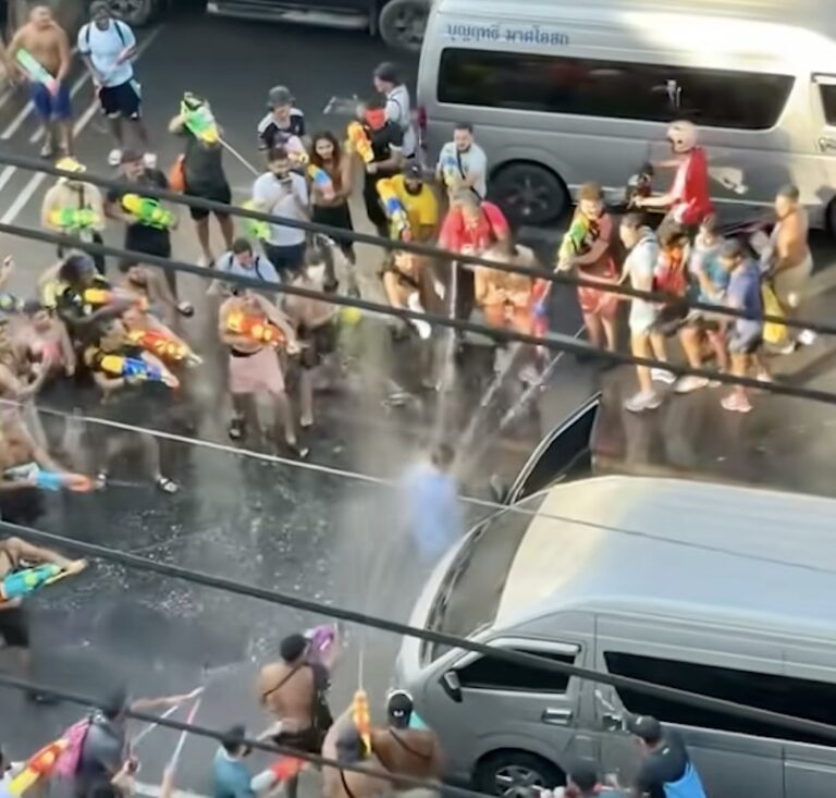 PHUKET – TOURISME : Sept touristes français interpellés après les incidents de Songkran à Patong