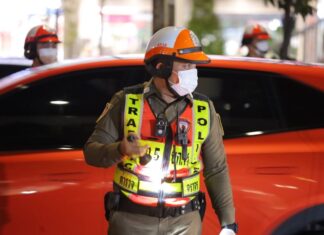 THAÏLANDE – SOCIÉTÉ : 50 morts au deuxième jour des vacances de Songkran Police routière Thaïlande