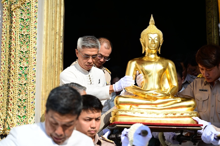 procession bouddha Phra Phuttha Sihing