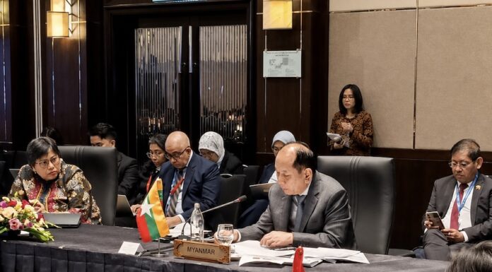 BIRMANIE – DIPLOMATIE : L’ASEAN est loin d’avoir rompu avec le pouvoir birman ASEAN Birmanie