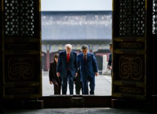 CHINE – ÉTATS-UNIS : Après la visite de Trump à Pékin, le dialogue reprend mais sans percée majeure