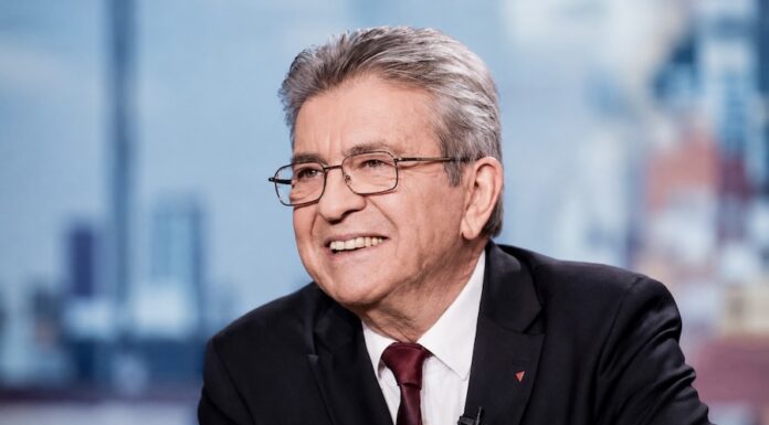 FRANCE – POLITIQUE : Vue d’ailleurs, le monde au fond des urnes