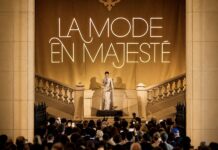 THAÏLANDE – FRANCE : La princesse Sirivannavari inaugure à Paris l’exposition « La Mode en Majesté – le costume royal thaïlandais, de la tradition à la modernité » La mode en majesté