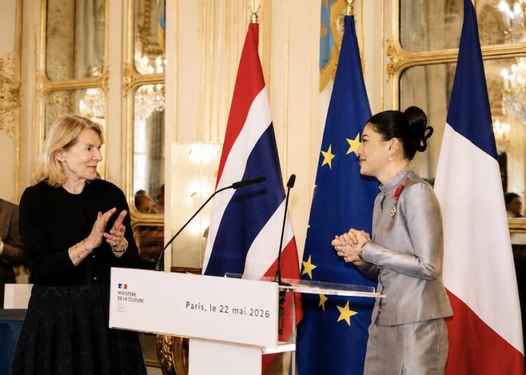 THAÏLANDE – FRANCE : La Princesse Sirivannavari décorée de la Légion d’honneur à Paris
