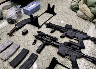 PATTAYA – SOCIÉTÉ : Un ressortissant chinois arrêté avec des explosifs C4 et des armes militaires