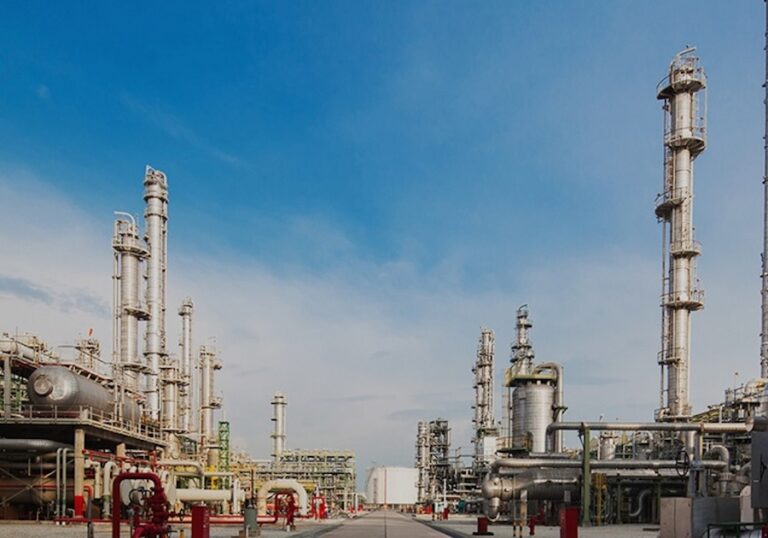 ASIE – ÉCONOMIE : La fermeture d’Ormuz fait vaciller la pétrochimie asiatique
