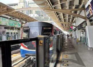 THAÏLANDE – POLITIQUE : Bangkok veut plafonner le prix du métro à 45 bahts grâce à une subvention publique