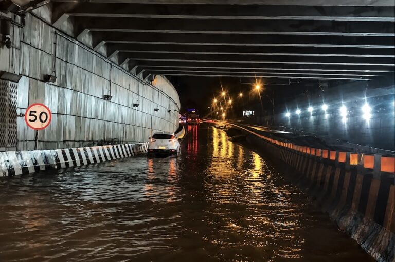 PHUKET – MÉTÉO : La mousson provoque de nouvelles inondations sur l&rsquo;île
