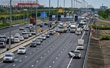THAÏLANDE – SOCIÉTÉ : Une pluie de boulons provoque des crevaisons en série sur l’autoroute de Pattaya