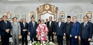 BIRMANIE – THAÏLANDE : Le voisin thaïlandais joue les médiateurs dans le conflit birman